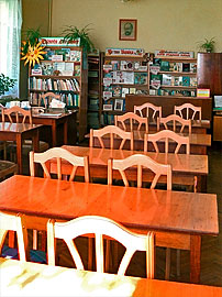 Дитяча бібліотека — старший відділ