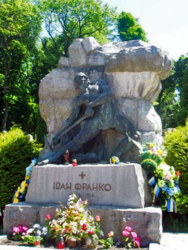 Могила Івана Франка на Личаківському кладовищі, Львів